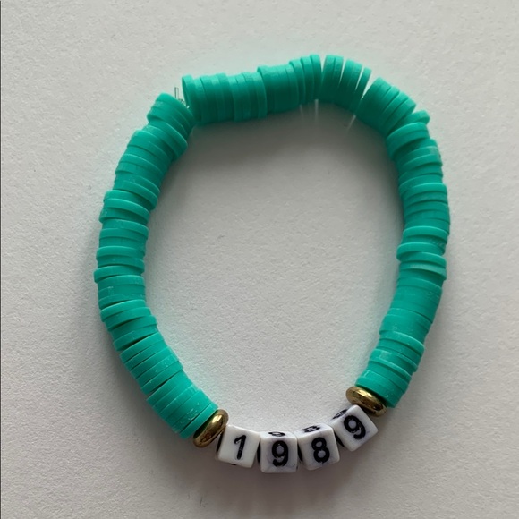 TAYLOR SWIFT 1989 Colorful Stackable Clay Beaded Friendship Bracelets - Picture 4 of 11